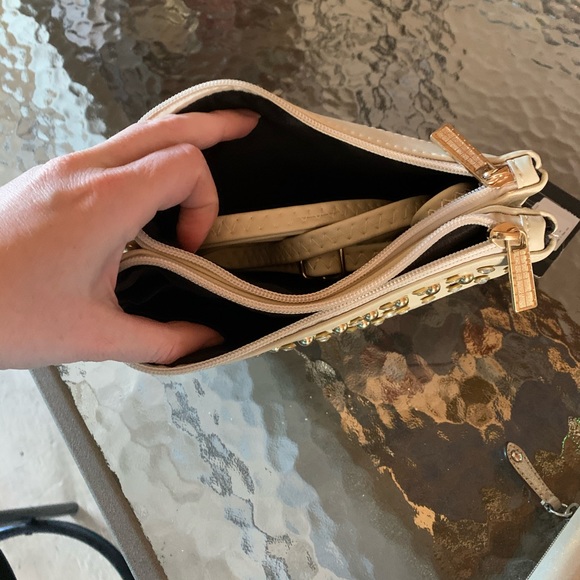 Brand new purse. White cream with gold rhinestones - Picture 2 of 2